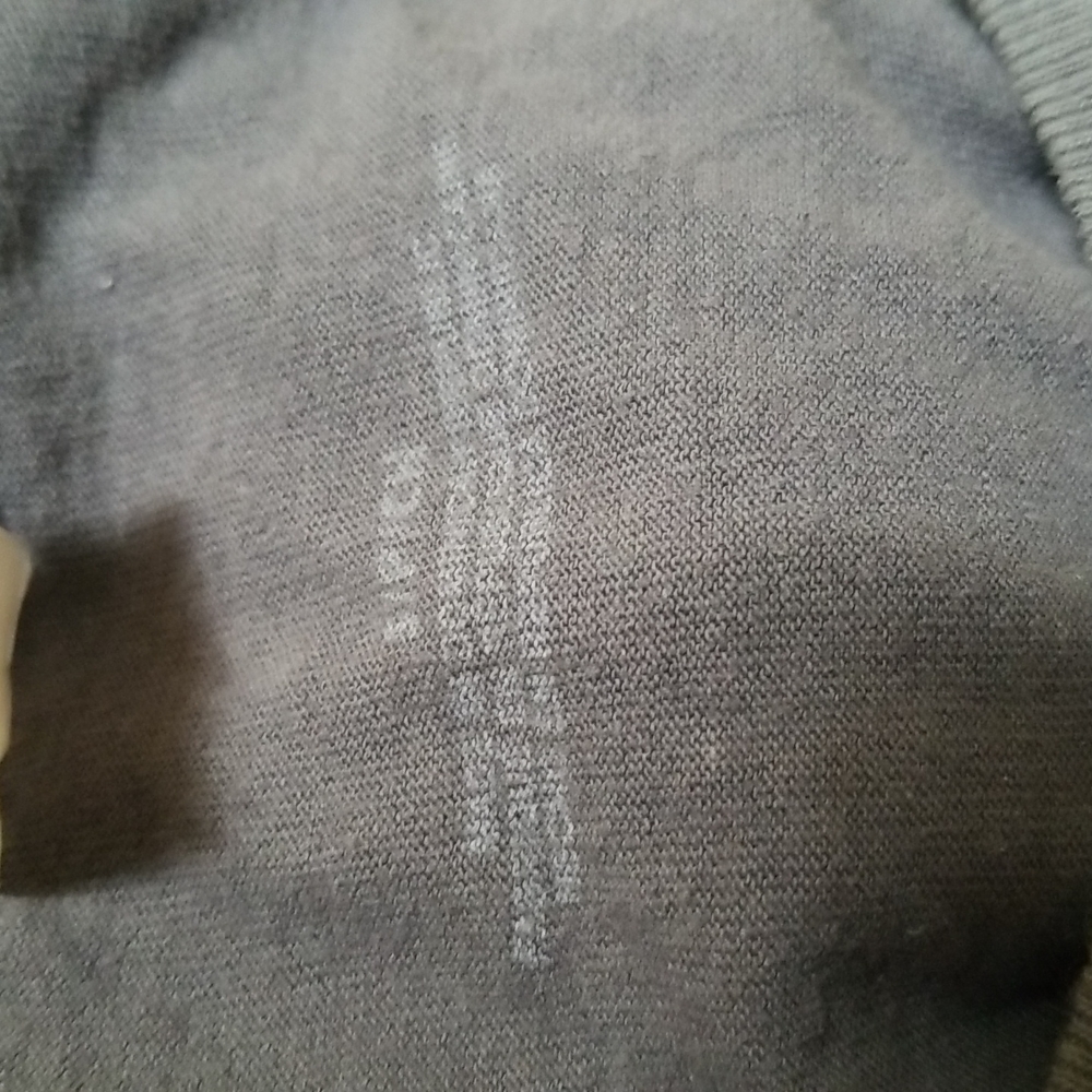 4 Boy's Gray Hanes Plain T-shirts Size S - Picture 5 of 5